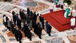 A Szentatya akolitusokat avatott 