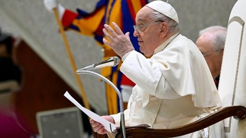 Papež při audienci: Napodobujme příklad svatého Josefa