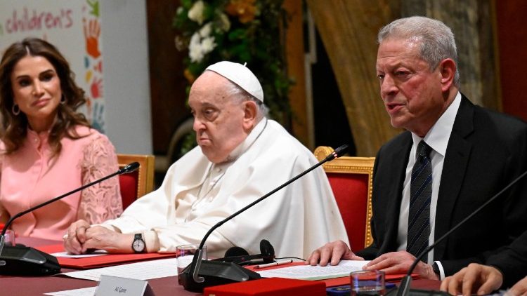 Papież Franciszek podczas Międzynarodowego Szczytu Praw Dziecka