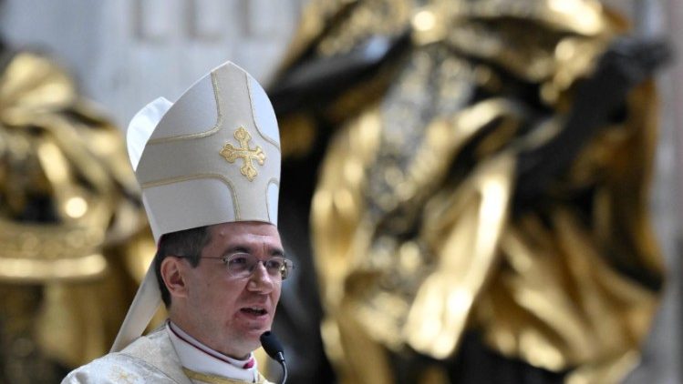 Waamini jengeni utamaduni wa kuwasilikiza Maaskofu wenu