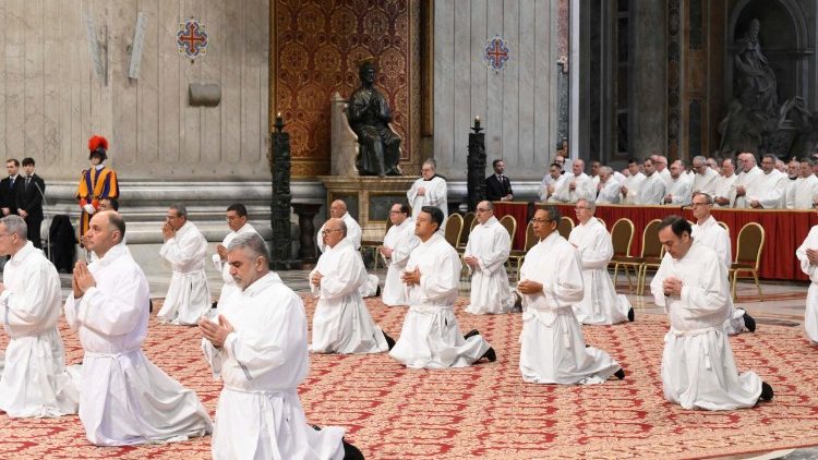 A szntelendó diakónusok
