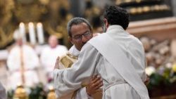 禧年中的新執事