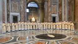 La Santa Misa en San Pedro en el Jubileo de los diáconos