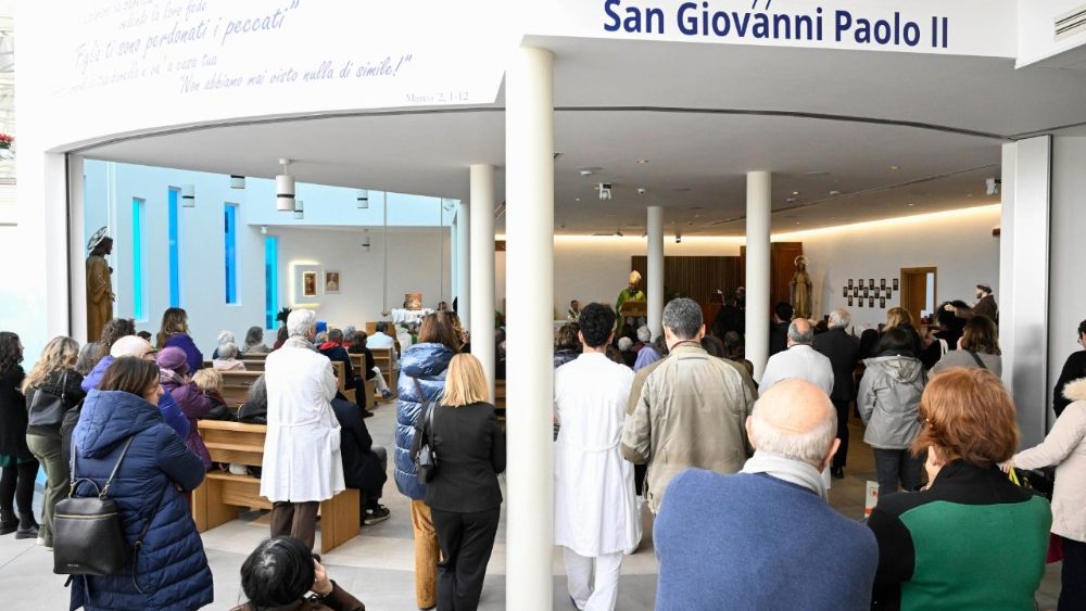 Святая Імша ў інтэнцыі Папы ў шпіталі Джэмэлі