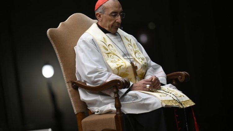 Il cardinale Baldassarre Reina, vicario del Papa per la diocesi di Roma. 