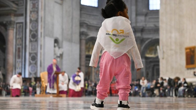 Mše svatá Hnutí pro život ve Vatikánské bazilice