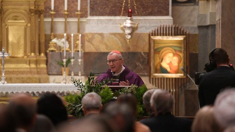 Литургия с посланиците към Светия престол