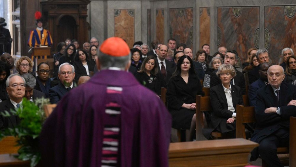 Državni tajnik kardinal Parolin slavi misu za ozdravljenje pape Franje