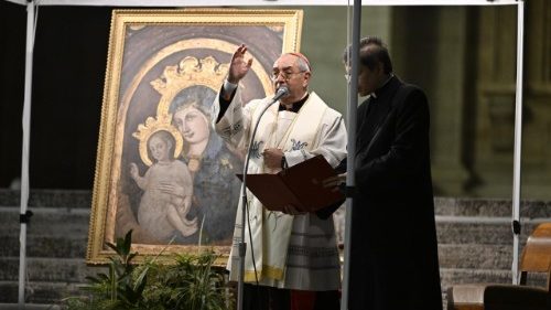 De Donatis: María, Madre solícita, signo de esperanza para quienes la invocan