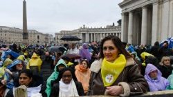 Pielgrzymi z Neapolu oraz innych diecezji wzięli udział we Mszy św. przed Bazyliką św. Piotra