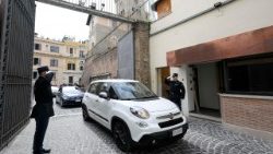 Popiežius sekmadienį sugrįžo į Vatikaną 2025 m. kovo 23 d.