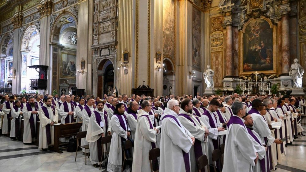 Jubileum misionářů milosrdenství v římské bazilice Sant´Andrea della Valle