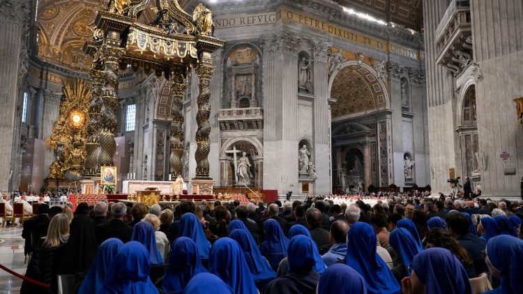 Kristo Yesu anayo maneno ya uzima wa milele.