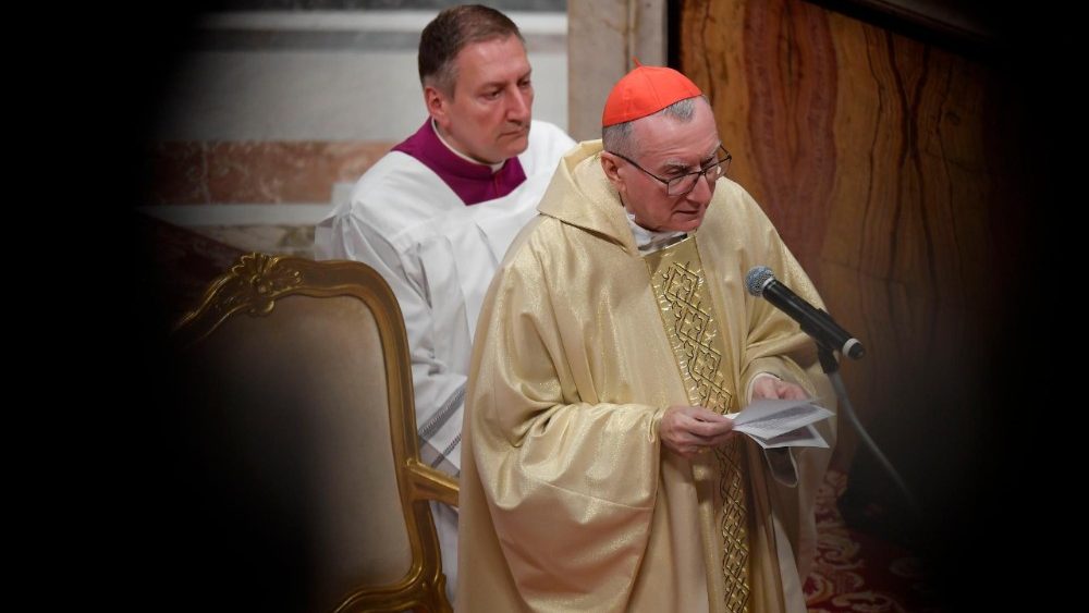 Kardinál státní sekretář Pietro Parolin při mši svaté k 20. výročí úmrtí papeže Jana Pavla II.