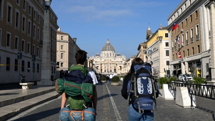 Hodočasnici i turisti
