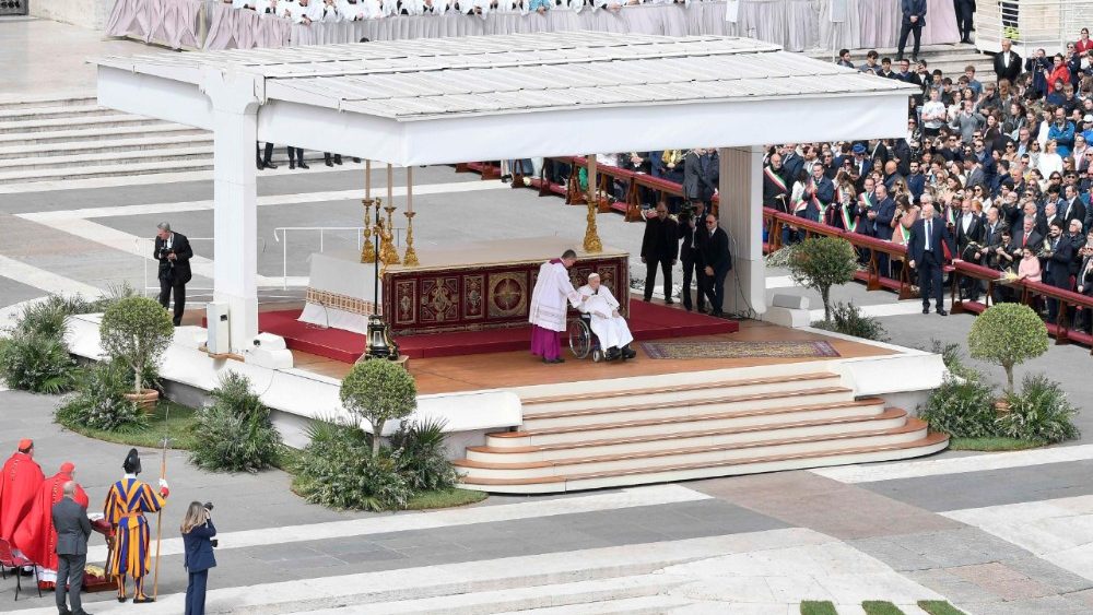 2025.04.13 Domenica delle Palme: Passione del Signore â   Commemorazione dellâ  ingresso del Signore in Gerusalemme e Santa Messa