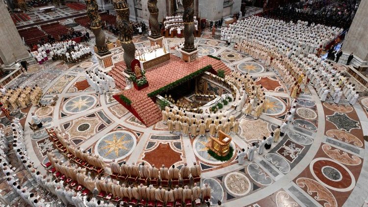 वाटिकन में क्रिस्म मिस्सा