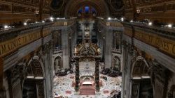 2025.04.19  Veglia Pasquale nella notte santa presieduta dal Cardinale Giovanni Battista Re