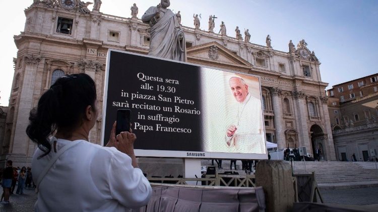 Place Saint Pierre, le 21 avril