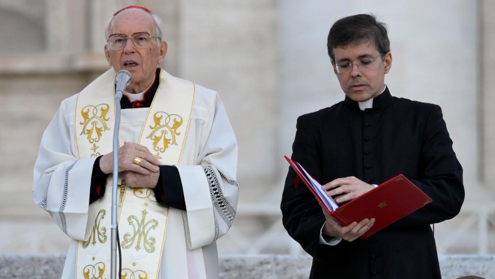 Ружанцовая малітва аб вечным супакоі для Папы Францішка