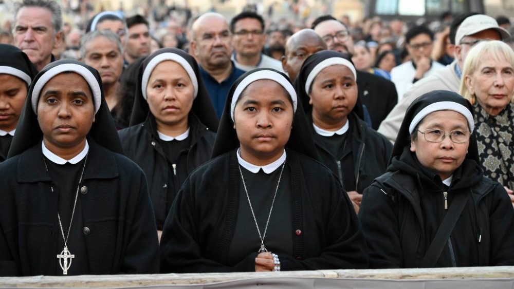 Ружанцовая малітва аб вечным супакоі для Папы Францішка