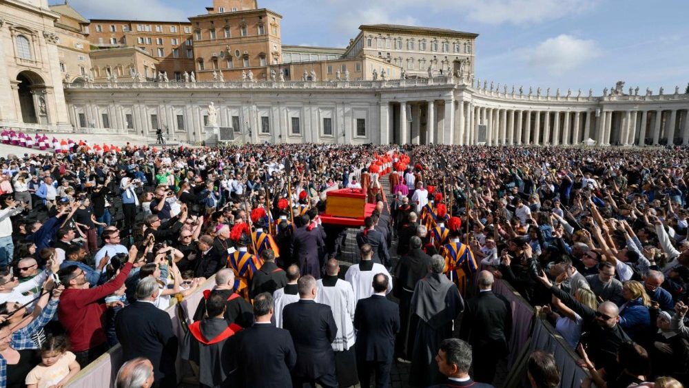 2025.04.23 Sede Vacante - Traslazione Salma SS Francesco nella Basilica Vaticana 