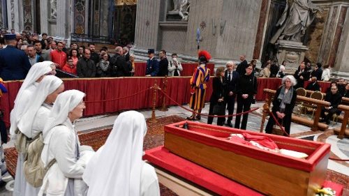 Vatikansplitter: Aktuelle Kurzinformationen vom Donnerstag