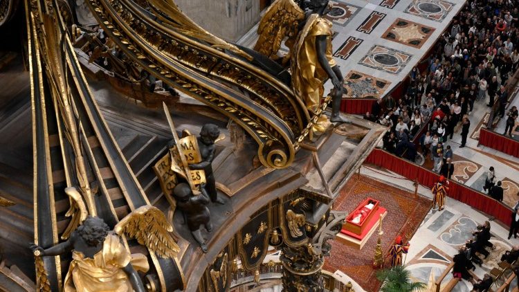 Mourners pay their final respects to Pope Francis lying in state in St Peter's Basilica
