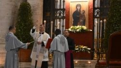 ജപമാലയർപ്പണം 