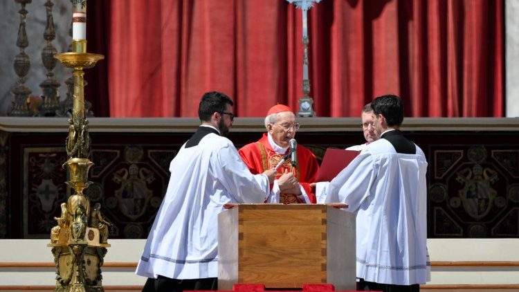 La bara di Papa Francesco