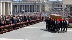 2025.04.26 Santa Messa Esequiale del Romano Pontefice Francesco