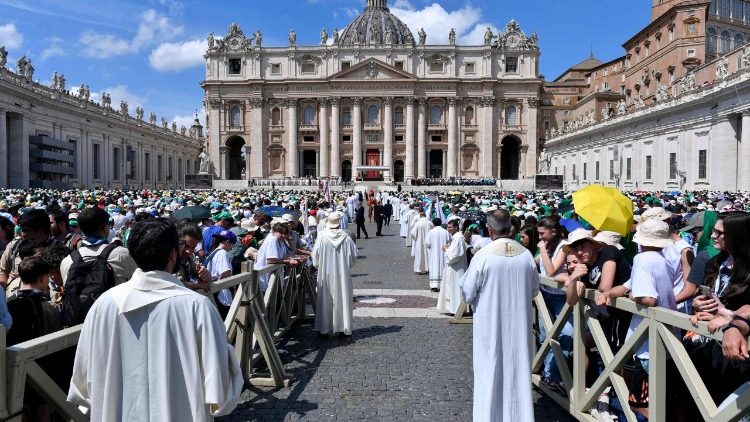 Ֆրանչիսկոս Պապին նուիրուած հոգեհանգստեան Սուրբ պատարագ