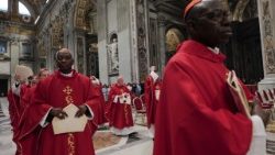 Missa Novendiais pela alma do Papa Francisco