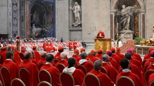 Četrti dan mašo za papeža Frančiška daroval kardinal Gambetti