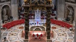 2025.04.30 Santa Messa nel V giorno dei Novendiali