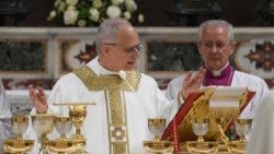 Paavi Leo XIV kardinaaleille: Todistakaa iloisesta uskostanne Kristukseen