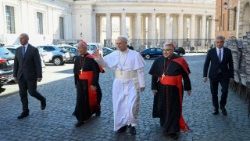 Pred stretnutím s kardinálmi