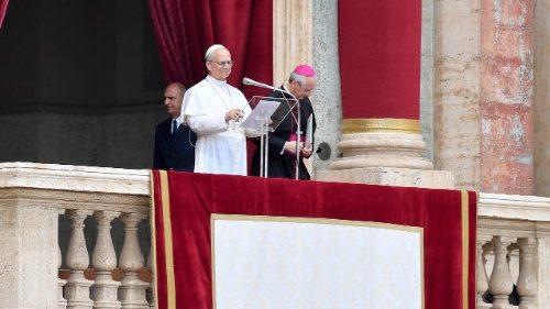 Papst beim Regina Coeli: Kirche braucht geistliche Berufungen