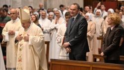 2025.05.13 Svētā Jāņa Pāvila II atcere Svētā Pētera bazilikā