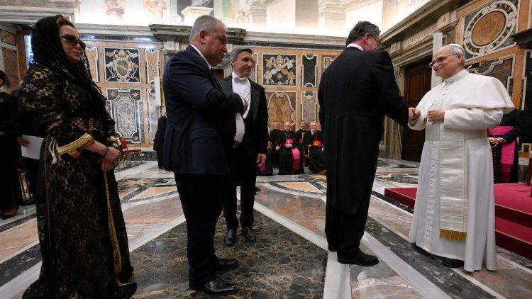 Vendredi 16 mai, avec les membres du corps diplomatique.