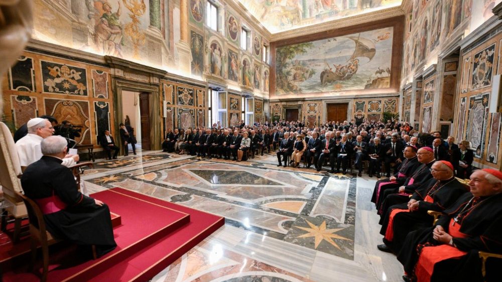 Papa Lav XIV. s članovima Zaklade Centesimus Annus Pro Pontifice