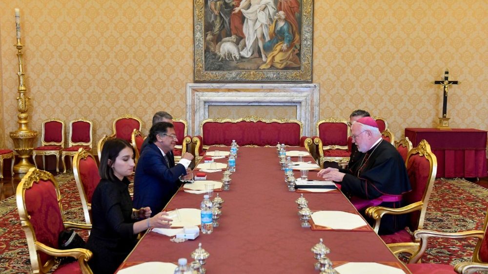 Rozhovor na státním sekretariátu