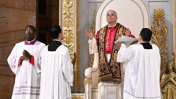 Návšteva hrobu sv. Pavla