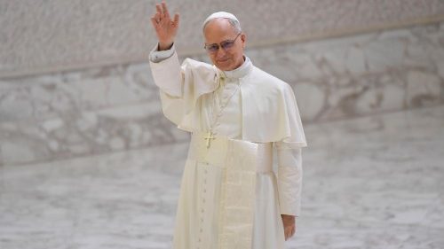 &laquo;Папы проходят, Курия остается&raquo;. Лев XIV встретился с сотрудниками