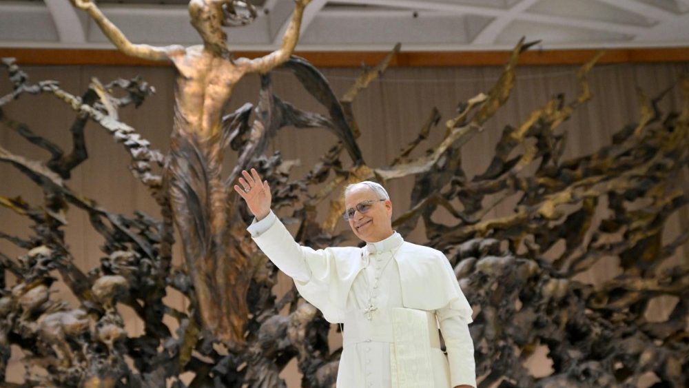 L'udienza di Papa Leone XIV agli officiali della Curia Romana e ai dipendenti del Vaticano