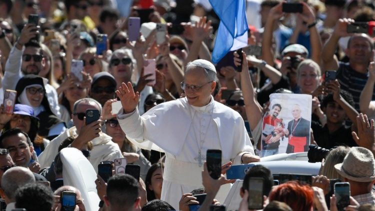 Հրապարակային ունկնդրութիւն