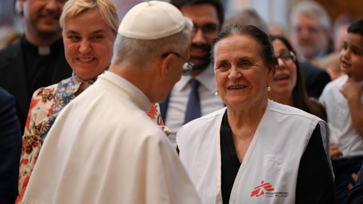 Bei der Audienz für Vertreter von Friedensbewegungen im Vatikan