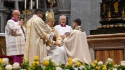 Tarehe 22 Desemba 2025 Baba Mtakatifu Leo XIV amechapisha Waraka wake wa Kitume unaojulikana kama: “Uaminifu Unaozaa Siku Zijazo” 