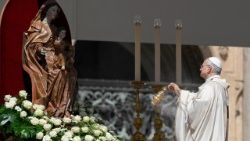 2025.06.01 Mesha e Shenjtë për Jubileun e Familjeve, Fëmijëve, Gjyshërve dhe të Moshuarve