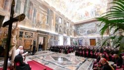 Папата със служителите и ръководителите в Държавния секретариат